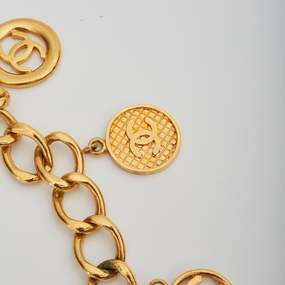 CHANEL LOGO COIN MEDALLION CHARM GOLD CHAIN NECKLACE BELT (1993) 26inch - Picture 9 of 16